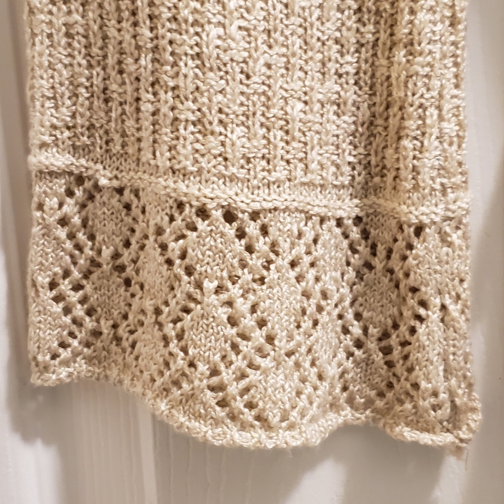 Knit sweater with flared sleeve - Picture 4 of 4